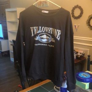 Brown “YELLOWSTONE NATIONAL PARK” sweatshirt/long sleeved shirt